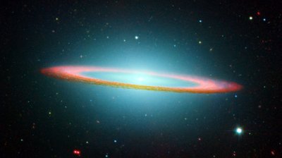 Parte de la galaxia del Sombrero en infrarrojo mostrando un anillo flotante. Crédito NASA. Ciencia Astronomía de National Aeronautics and Space Administration National Aeronautics and Space Administration